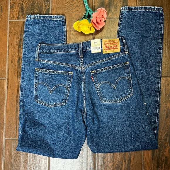Levi’s High Rise Straight Leg Denim Distressed Jeans - Picture 5 of 6